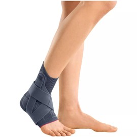 medi Levamed Active Ankle Support Foot Bandage Right | Silver | Size VI | With Stabilising Strap System & Extended Relief Zone | Unique Comfort Knit | Perfect Fit