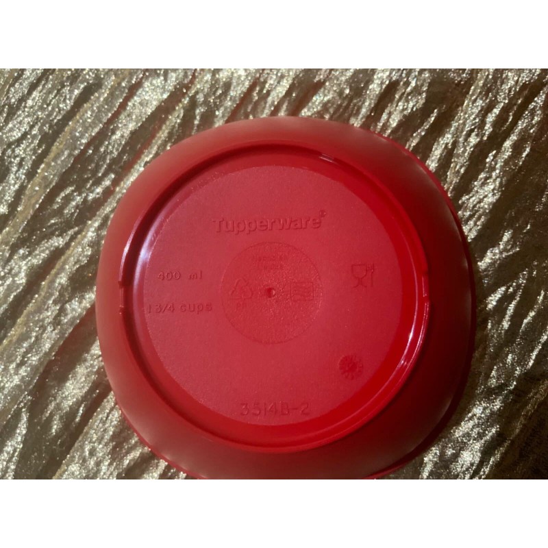 Tupperware New Set of 4 Legacy 400ml Bowls in Red