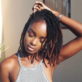 MIUULAAR Extensiones De Rastas De Cabello Humano, 0,8 Cm De Grosor, 10 Cm, 20 Rastas, Color Negro Natural, Hechas A Mano, Permanentes, Se Pueden Teñir Y Decolorar, Para Mujeres, Hombres Y Niños Extens