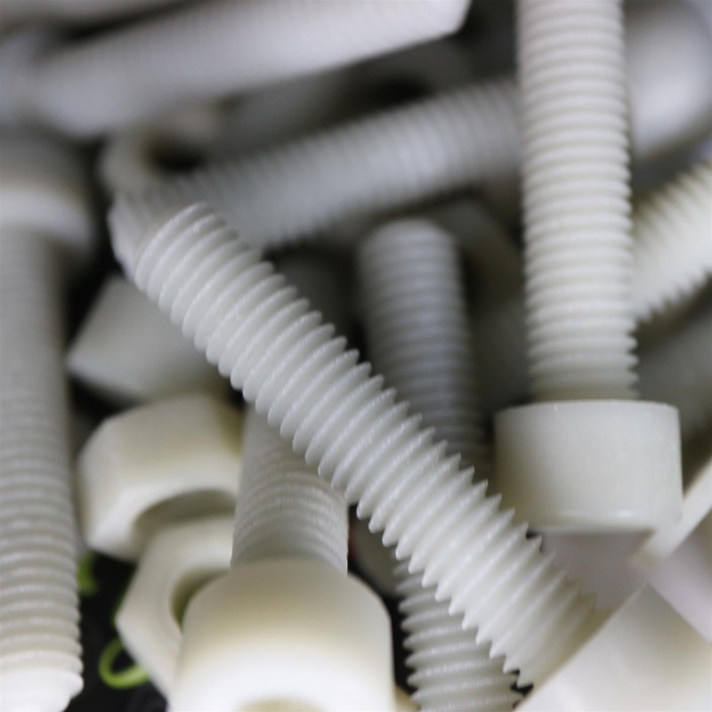 20 x Glass Filled Reinforced, Super Nylon Socket Head, M8