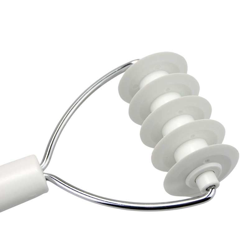 Smooth Pastry Pastry Wheel with Four Wheels