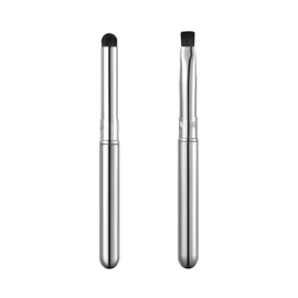STUDIO17 Portable Lip Brush - 211 Flat Type