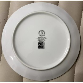 Beatrix Potter Peter Rabbit Scalloped 8" Salad Plates with Gold Edge