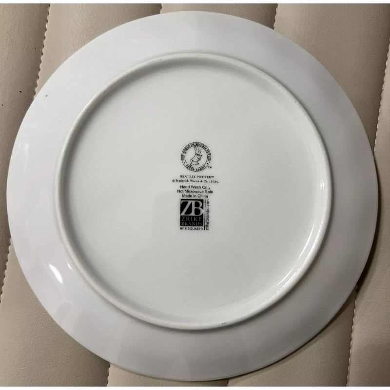 Beatrix Potter Peter Rabbit Scalloped 8" Salad Plates with Gold