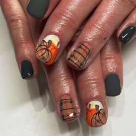 Short Press on Nails Square MABKJLF Fake Nails Fall False Nails with Pumpkin Plaid Designs Full Cover Matte Glue on Nail Autumn Acrylic Nail for Women Girls 24Pcs