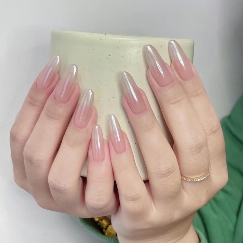 Polvo para uñas plateado efecto metálico fino VOCUE