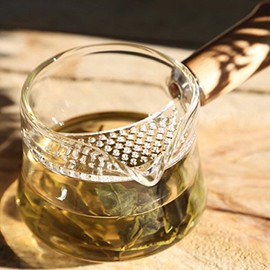 【国内正規品】宜龍 ”樸風”シリーズ 耐熱ガラス片口茶海(250ml) 茶漉し有りタイプ