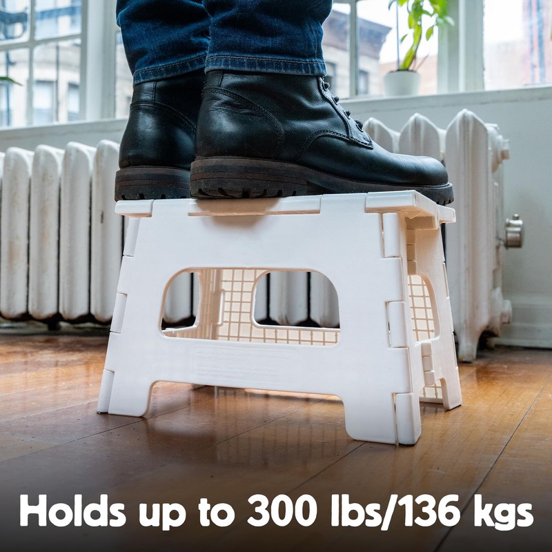 Kikkerland Rhino Foldable Step Stool – Holds Adults up to