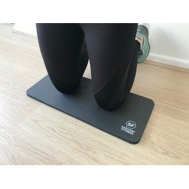 Sargoby Fitness Yoga Knee Pad Cushion 15mm (0.6'') Thick Pilates Knee Pad to Provide Relief to Knees Elbows Forearms & Wrists exercise mat knee Small Pilates Mat Small exercise Mat