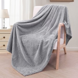 Exclusivo Mezcla Extra Large Fleece Throw Blanket, 127x178 CM Soft Jacquard Weave Waffle Pattern Throws for Sofa Settees, Light Grey Blanket