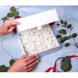 Gift Box Filler Zig Zag Shredded Paper | Crinkle Cut Filling Paper (White)