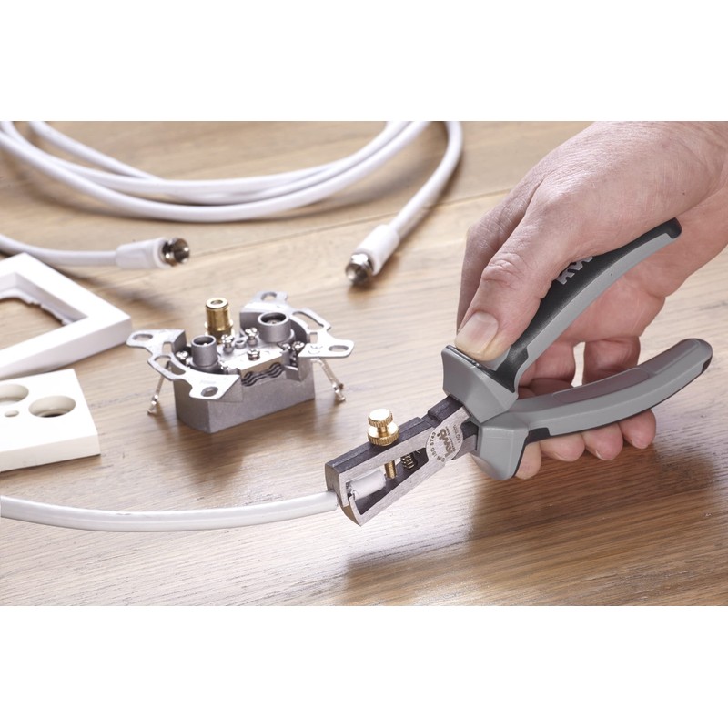 kwb Professional Wire Stripping Pliers 160 mm 388020 in Accordance