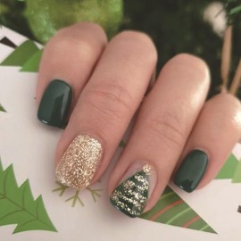 24Pcs Christmas Press on Nails Short Square Fake Nails Gold Glitter Glue on Nails with Xmas Tree Design Green False Nails Full Cover Artificial Nails Winter Press ons Stick on Nails for Women Nail Art