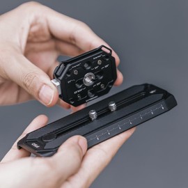 EACHSHOT FALCAM F38 Multi-Functional Quick Release Base for Camera and Other Photographic Equipment, Can be Used with Shoulder Straps F38B4406