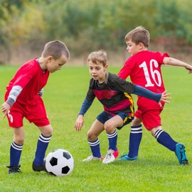 Shin Guards Soccer Youth, Protective Soccer Shin Guards & Lightweight and Breathable Kids Calf Socks Sleeves Equipment for 3-6 7-10 11-15 Years Old Boys Girls Teenagers