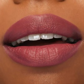 Labial MAC MACXIMAL Silky Matte 12 Horas  Tono Keep Dreaming  Cobertura Total Mate Sedoso  Enriquecido con Mantecas                                   
