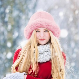 Peicees Winter Bucket Hat for Women Girls Fur Russian Ushanka Ladies Fluffy Snow Hat Fuzzy Fisherman Cap Warm Cute