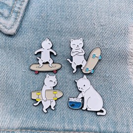 ARFUKA Pack of 4 Brooches Cat Brooch Pins for Clothes Bags Jackets Birthday Christmas Gifts for Men and Women White, Metal