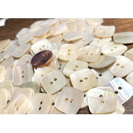 Unbranded 6 Fabulous Iridescent Cream Square River Pearl MOP Buttons 17mm 11/16" 12751