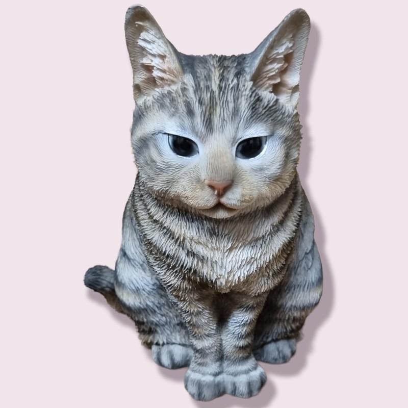 Vivid Arts Sitting Cats (Tabby Cat)