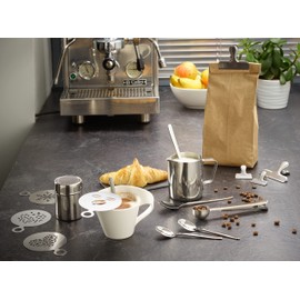 Echtwerk Coffee Accessory Set, 23 Pieces, Milk Foam Jug 350 ml, Cocoa Shaker, 4 x Espresso, 4 x Cappuccino, 4 x Latte Macchiato Spoons, 4 x Coffee Clips, 4 x Coffee Stencils, Coffee Measuring Spoons,