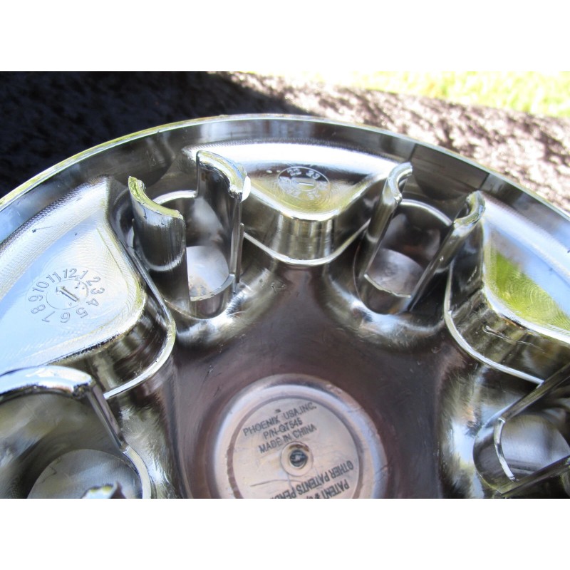 FEATHERLITE 5 lug 4.5" Bolt Circle Trailer Chrome Center Hub