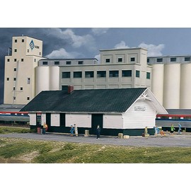 Walthers, Inc. Clarkesville Depot Kit, 5-1/4 X 2 X 1-7/8" 13.3 X 5 X 4.7cm