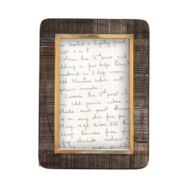 Creative Co-Op Hand-Carved Horn Photo Frame with Brass Border, Black & Natural (Holds 4" x 6" Photo)