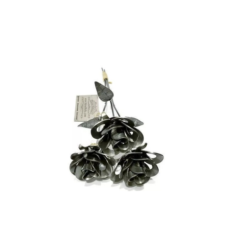 Metal Relic 3 Forever Roses, Three Welded Roses, Metal Roses,