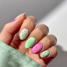 Green Press On Nails Short Almond Fake Nails Acrylic Nails Press Ons Full Cover Glue On Nail Artificial Glossy False Nails With Leaf Designs Green Stick On Nail For Women Girls 24Pcs