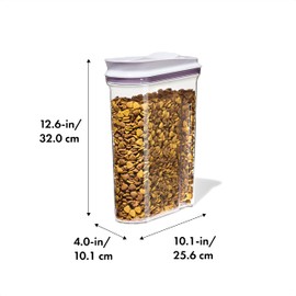 OXO Good Grips Pet Food Dispenser - 4.5 Qt/4.25 L |Ideal for up to 4lbs of Dog Food or 3.5lbs of Cat Food | Airtight Dog and Cat Food Storage Container | BPA Free
