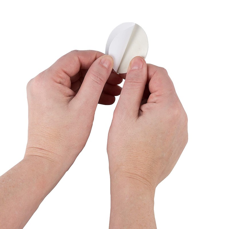 Fun Express Summer Ant Spoon Craft Kit - Makes 12