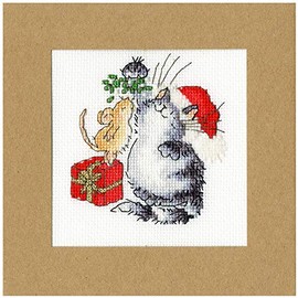 Bothy Threads Cross Stitch Kit - Christmas Card - Under The Mistletoe