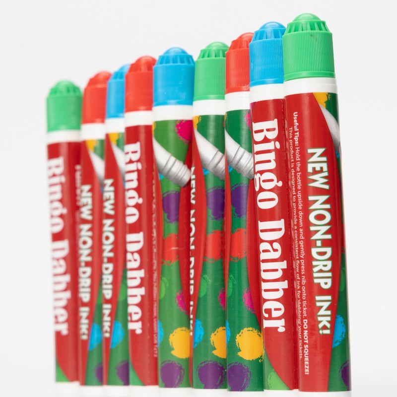 evelay Bingo Dabbers and Board Set - 3 Colorful Dabbers