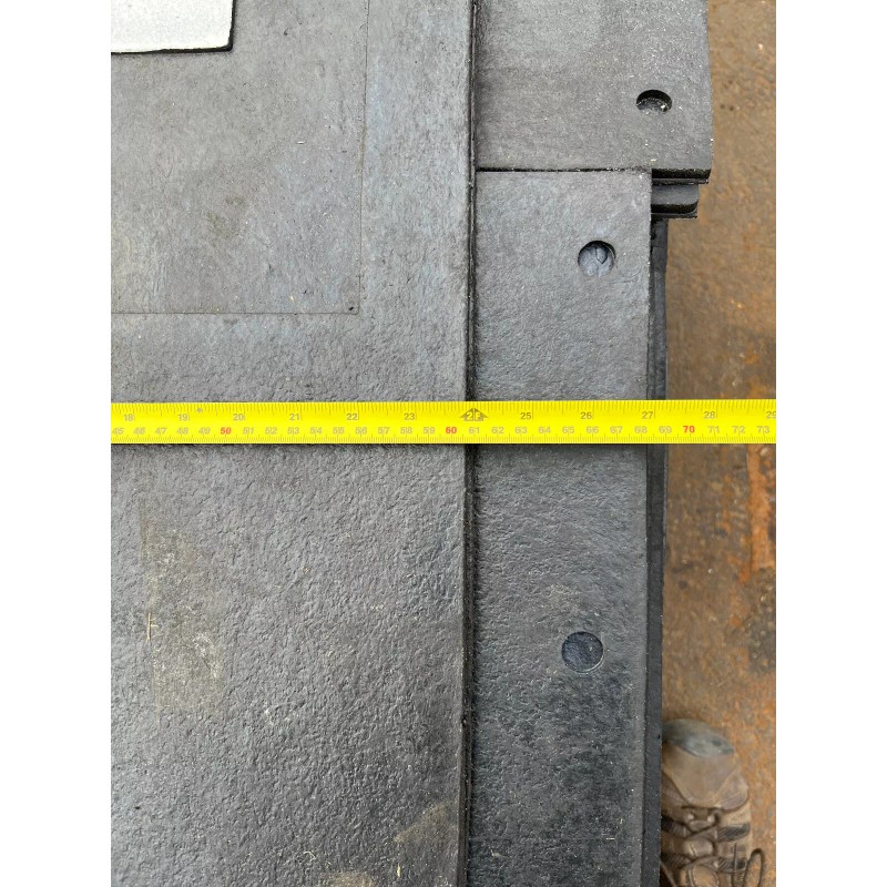 Globetech (Qty 2) Raised Molded Rubber Mud Flap, 24" x