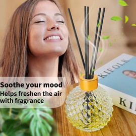 Reed Diffuser Bottle Glass Diffuser Bottles Round 7oz/210ml Set of 4 Empty Clear Essential Oil Diffuser Bottles with Golden Caps and Reed Sticks Decorative Bottle Set Bulk Reusable Perfume Jar