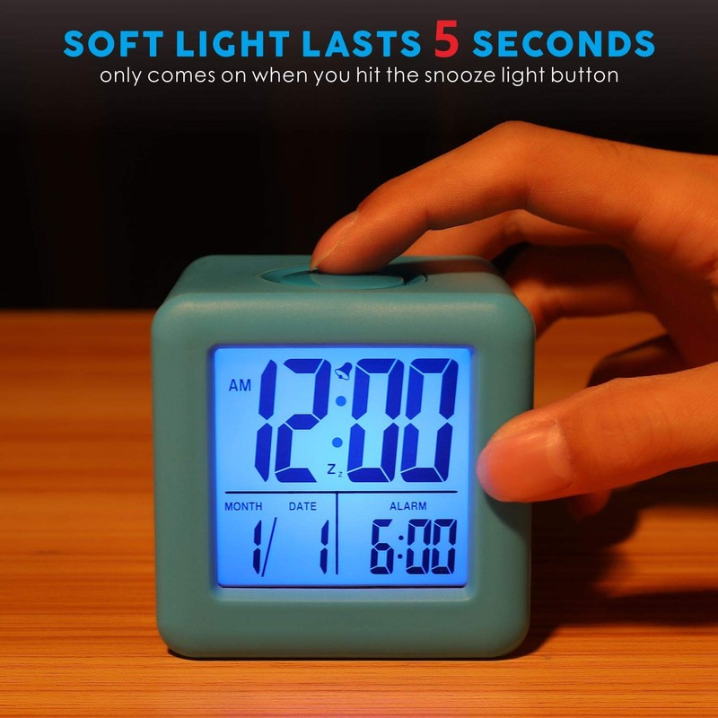 Plumeet Digital Alarm Clock Kids with Snooze and Nightlight -
