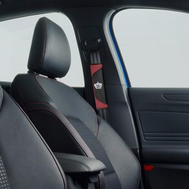 CHRYMUM 2PCS Car Seat Belt Cover, Car Seat Belt Pads, Soft Carbon Fiber Leather Safety Belt Shoulder Strap Covers with Bling Rhinestone Crown, Universal Safety Strap Cover Protect Your Neck & Shoulder