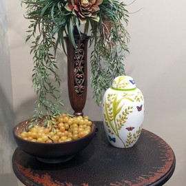 Beautiful Life Urns Garden Butterfly Cremation Urn Hand-Painted Funeral Urn Adorned with Butterflies (Adult, Large)