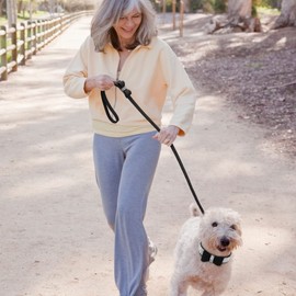 Beirui Rhinestone Bling Leather Dog Collar and Leash Set - Soft Flocking Sparkly Crystal Diamonds Studded - Cute Double Bowknot Cat Collar with 4 Foot Leash for Pet Show,Black,Neck:6-8"