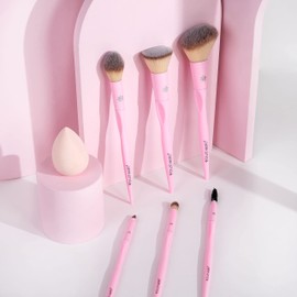 Brushworks Must-have brush set.