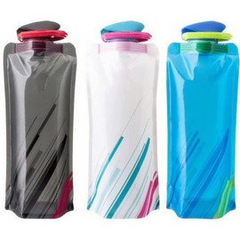 Sinwind 700 ml Foldable Water Bottles Set, Unisex Adult Foldable Water Bottles Set of 3 Flexible Collapsible Reusable Water Bottles Drinking Bag for Hiking, Adventure (3 Pieces)