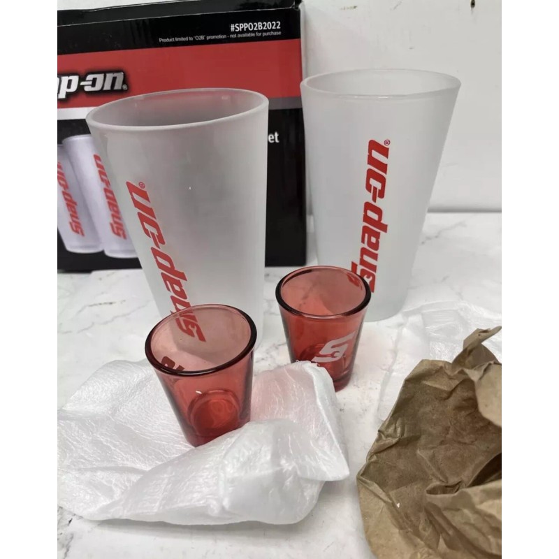 Snap-On Tools 4 Piece Drinkware Set Frosted Pint Glass Red