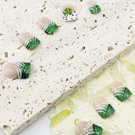 24 Pcs St. Patrick's Day Press on Nails Short Square Nails French Tip Fake Nails with Glitter Designs Saint Patrick's Day False Nails Full Cover Glue on Nails Shamrock Acrylic Nails for Women Girls