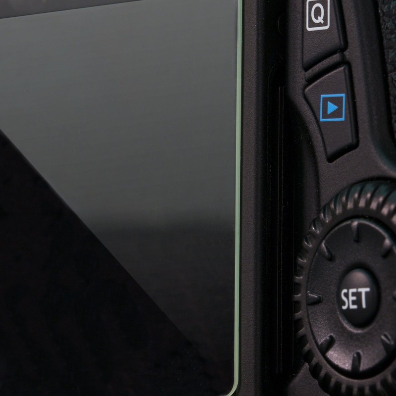 MegaGear LCD Optical Screen Protector For Canon EOS 70D Screen