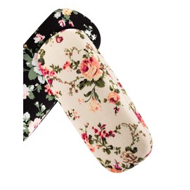 Weewooday 2 Pieces Hard Shell Eyeglass Case Flower Glasses for Women Floral Fabric Retro Portable Eyeglass Box for Women Ladies(Apricot, Black,Peony)