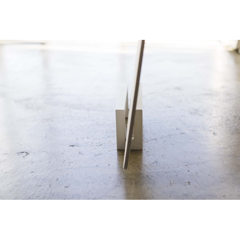 Yamazaki Industries Compact Diatomaceous Earth Bath Mat Stand Tower White