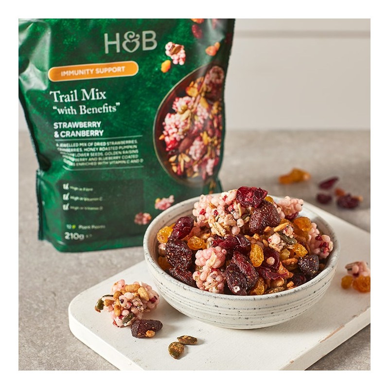 Holland & Barrett Immunity Support Trail Mix "With Benefits" Strawberry
