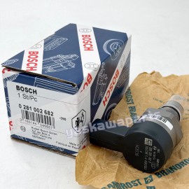 Bosch Fuel Pressure Regulator for 04-06 Dodge Sprinter 2500 Benz-E320 CDI 0281002682