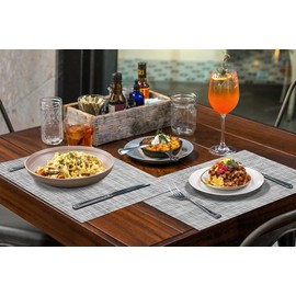 HOUSEKIT Placemats, Heat-Resistant PVC Place Mats, Anti-Skid Washable Table Mats Woven Vinyl Placemats for Kitchen Dining Table Set of 6